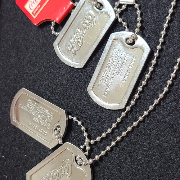 Coca-Cola Set of 2 Dog Tags - Picture 4 of 4